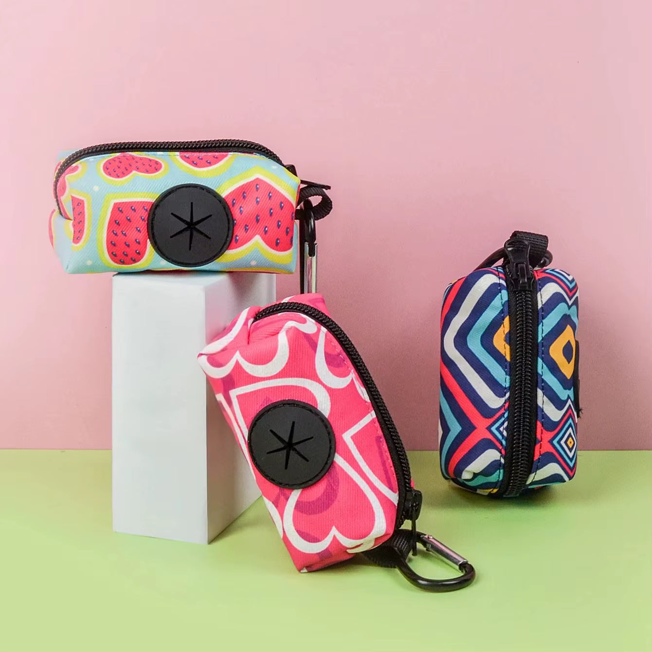 Cute Design Pet Poop Bag Holder Dispenser without Poop Bag and Leashes Can Attached with Any Dog Leashes for Valentine'S Day